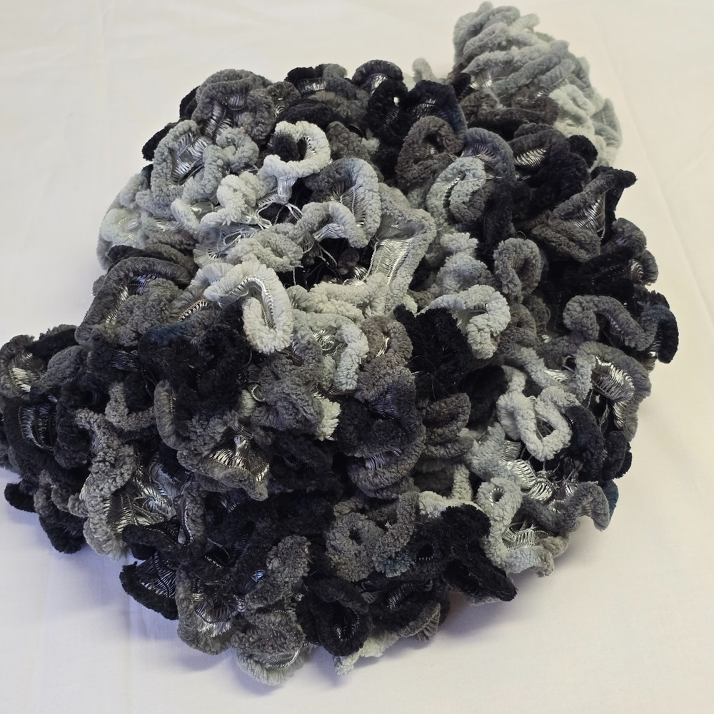 Handmade‎ Ruffle Scarf Black Gray Women